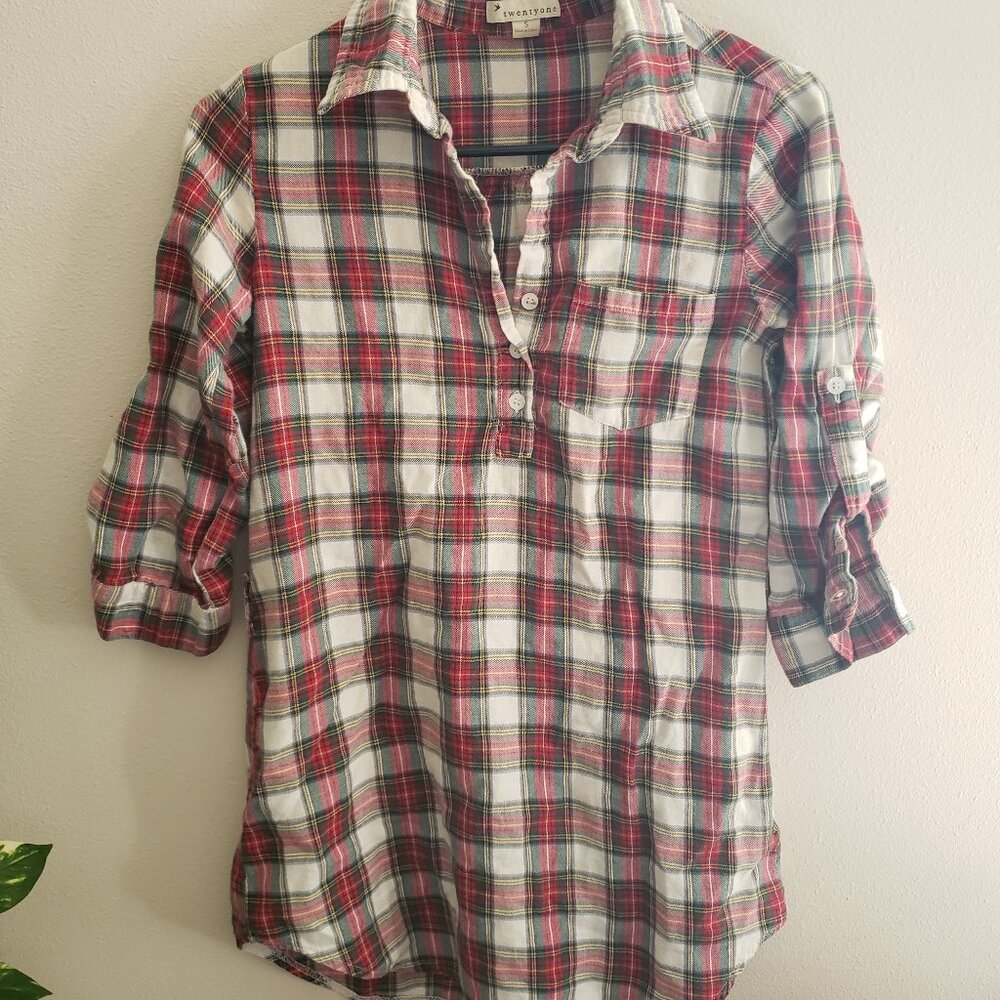 Forever 21 Plaid Pullover Top Small